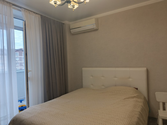 Продам трехкомнатную (3-комн.) квартиру, Платова б-р, 20/17, Ростов-на-Дону г