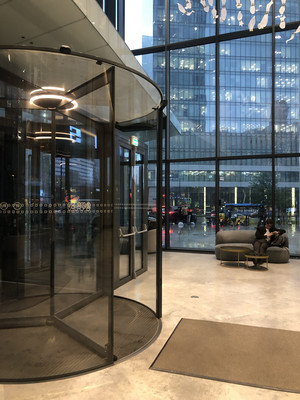 Продам однокомнатную (1-комн.) квартиру, 1-й Красногвардейский проезд, 22, Москва г