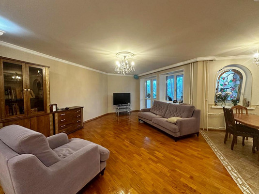 Продам трехкомнатную (3-комн.) квартиру, Береговая ул, 42, Чехов г