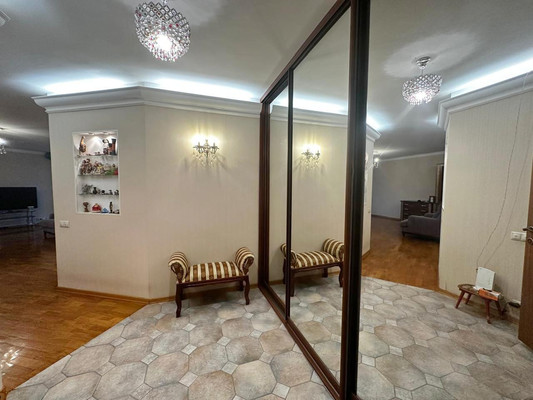 Продам трехкомнатную (3-комн.) квартиру, Береговая ул, 42, Чехов г