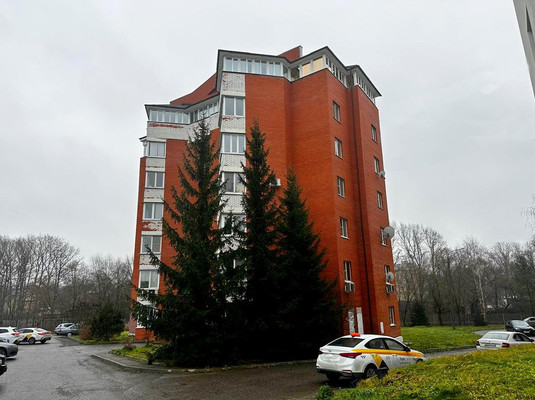 Продам трехкомнатную (3-комн.) квартиру, Береговая ул, 42, Чехов г