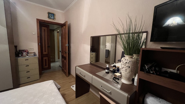 Продам двухкомнатную (2-комн.) квартиру, Кулиева пр-кт, 6, Нальчик г