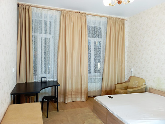 Сдам однокомнатную (1-комн.) квартиру, 12-я В.О. линия, 13а, Санкт-Петербург г