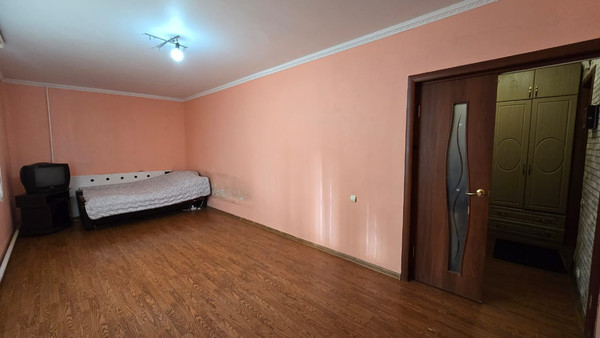 Продам однокомнатную (1-комн.) квартиру, Новая ул, 19, Панино д