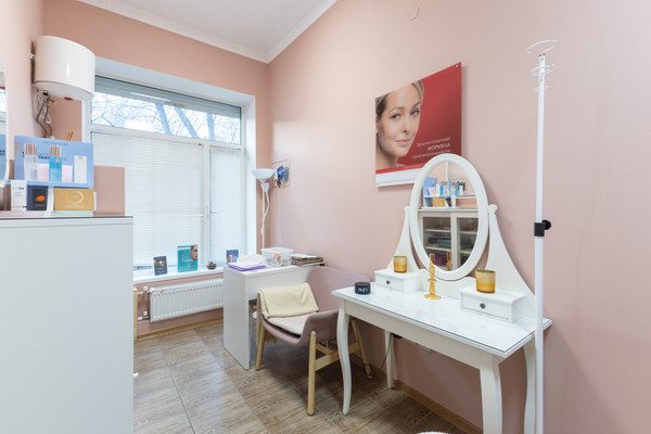 Продам коммерческое помещение 144,2 м2, Карбышева ул, 7, Казань г