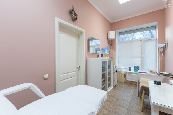 Продам коммерческое помещение 144,2 м2, Карбышева ул, 7, Казань г