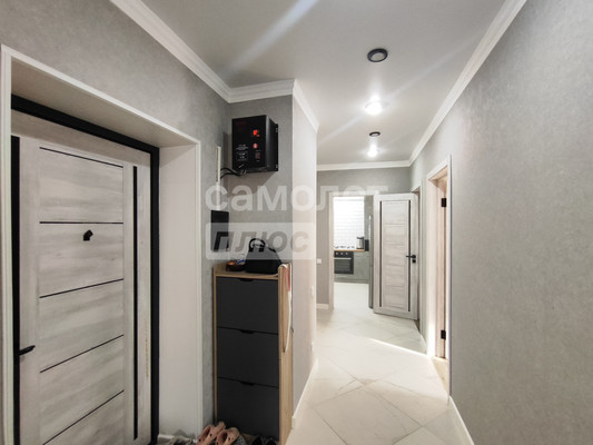 Продам трехкомнатную (3-комн.) квартиру, Красная ул, 168, Полтавская ст-ца