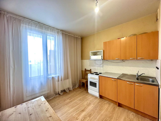 Продам двухкомнатную (2-комн.) квартиру, Жданова ул, 15, Ростов-на-Дону г