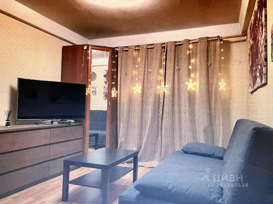 Продам однокомнатную (1-комн.) квартиру, Большевиков пр-кт, 17, Санкт-Петербург г