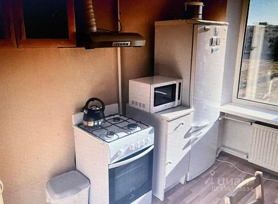 Продам однокомнатную (1-комн.) квартиру, Большевиков пр-кт, 17, Санкт-Петербург г