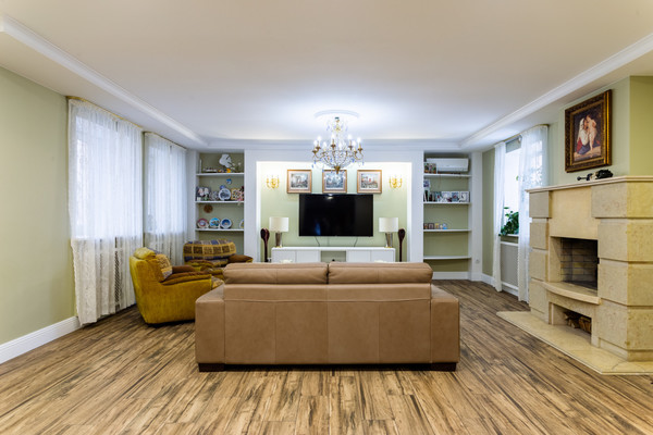 Продам дом, 4-й Советский пр-кт, 6, Отрадное г, 0 км от города