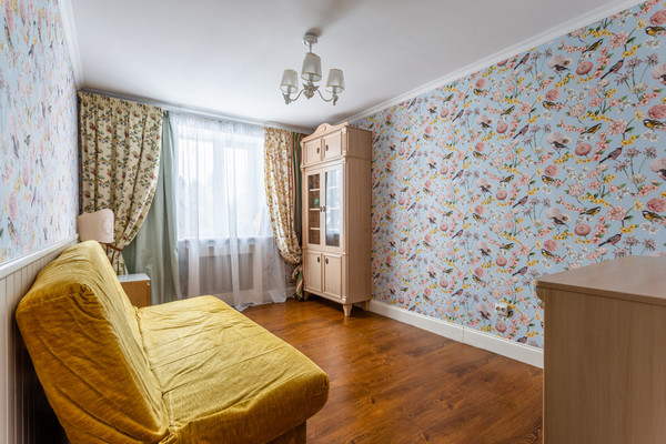 Продам дом, 4-й Советский пр-кт, 6, Отрадное г, 0 км от города