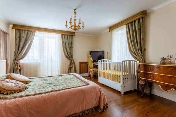 Продам дом, 4-й Советский пр-кт, 6, Отрадное г, 0 км от города