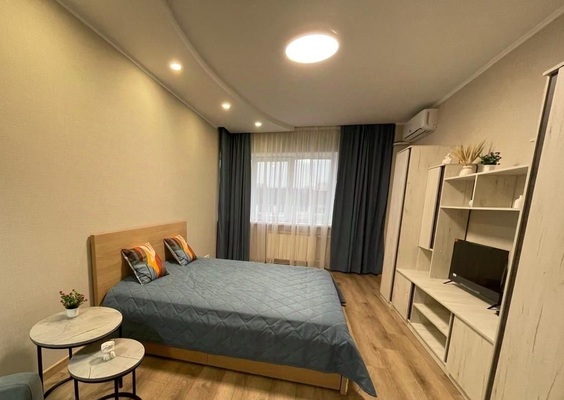 Сдам однокомнатную (1-комн.) квартиру, 7 мкр, 47Б, Тобольск г