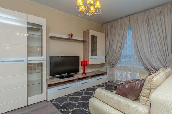 Продам двухкомнатную (2-комн.) квартиру, Ленинградская (Новый Оккервиль мкр) ул, 9/8, Кудрово г