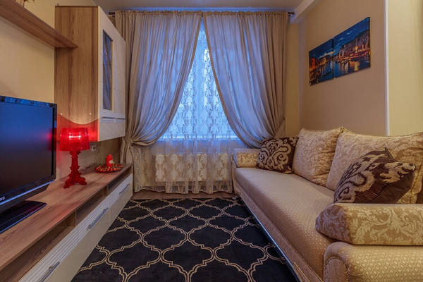 Продам двухкомнатную (2-комн.) квартиру, Ленинградская (Новый Оккервиль мкр) ул, 9/8, Кудрово г