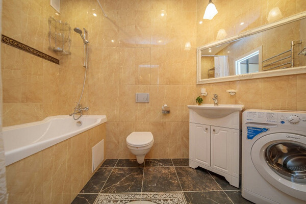 Продам двухкомнатную (2-комн.) квартиру, Ленинградская (Новый Оккервиль мкр) ул, 9/8, Кудрово г