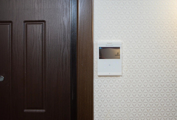 Продам трехкомнатную (3-комн.) квартиру, Связи проезд, 16, Мурманск г