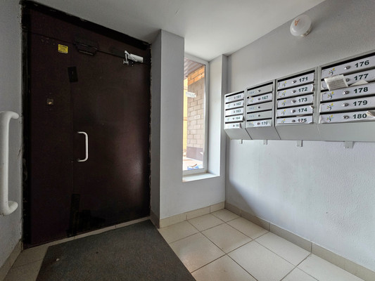 Продам однокомнатную (1-комн.) квартиру, Агатовая ул, 32, Пермь г