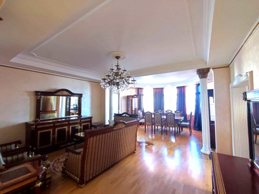 Продам многокомнатную квартиру, Виноградная ул, 53/15, Беранда с