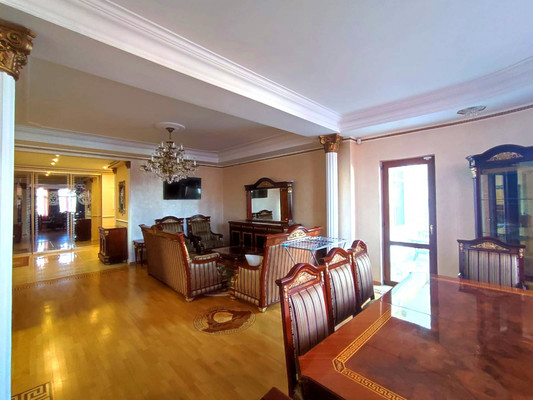 Продам многокомнатную квартиру, Виноградная ул, 53/15, Беранда с