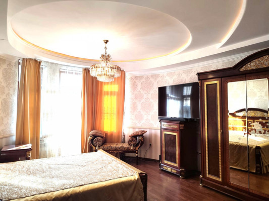 Продам многокомнатную квартиру, Виноградная ул, 53/15, Беранда с