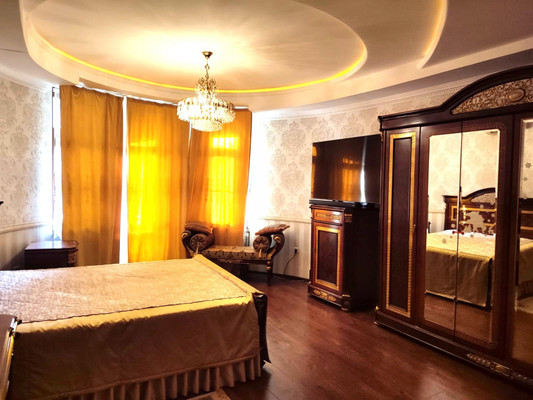 Продам многокомнатную квартиру, Виноградная ул, 53/15, Беранда с