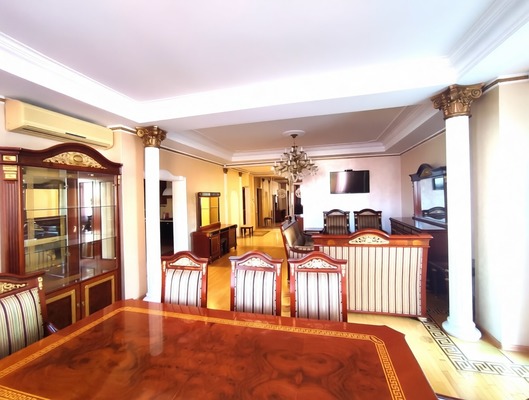 Продам многокомнатную квартиру, Виноградная ул, 53/15, Беранда с