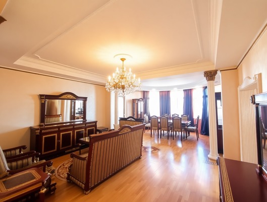 Продам многокомнатную квартиру, Виноградная ул, 53/15, Беранда с