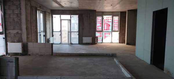 Продам трехкомнатную (3-комн.) квартиру, Пархоменко ул, 53к1, Новороссийск г