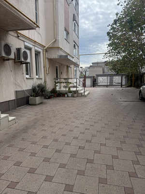 Продам трехкомнатную (3-комн.) квартиру, Имени Адмирала Серебрякова наб, 61А, Новороссийск г