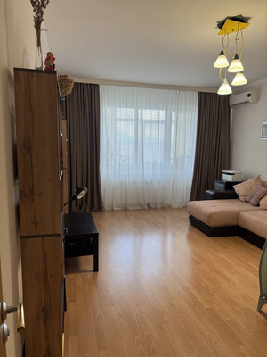 Продам трехкомнатную (3-комн.) квартиру, Имени Адмирала Серебрякова наб, 61А, Новороссийск г