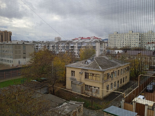 Продам трехкомнатную (3-комн.) квартиру, Имени Адмирала Серебрякова наб, 61А, Новороссийск г