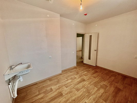 Продам двухкомнатную (2-комн.) квартиру, Сокольская ул, 10б, Пермь г