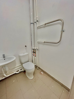 Продам двухкомнатную (2-комн.) квартиру, Сокольская ул, 10б, Пермь г