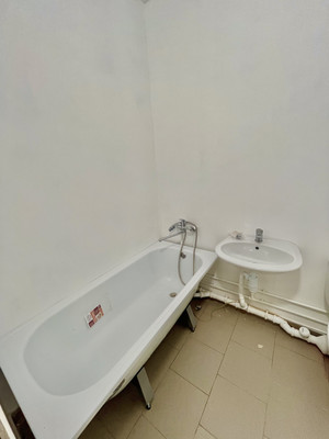 Продам двухкомнатную (2-комн.) квартиру, Сокольская ул, 10б, Пермь г