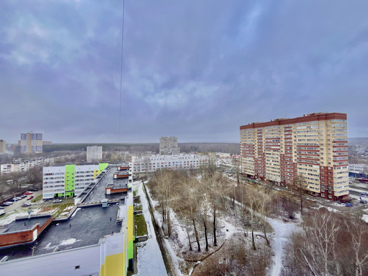 Продам двухкомнатную (2-комн.) квартиру, Сокольская ул, 10б, Пермь г