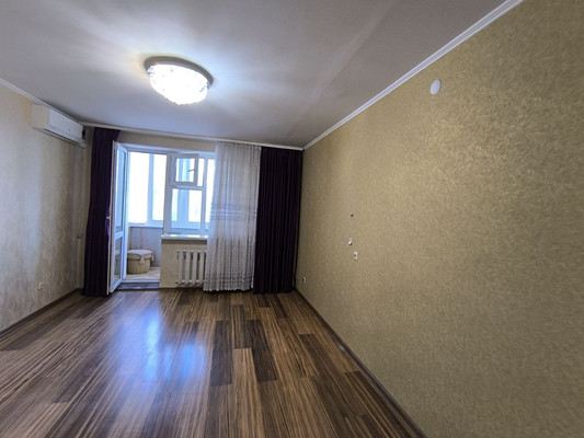 Продам однокомнатную (1-комн.) квартиру, И.Г.Лексина ул, 44, Симферополь г