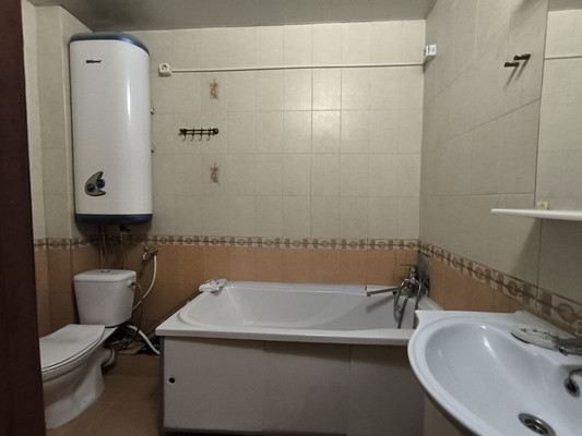 Продам однокомнатную (1-комн.) квартиру, И.Г.Лексина ул, 44, Симферополь г