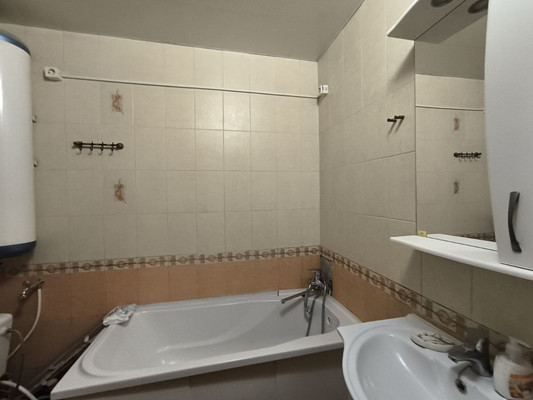 Продам однокомнатную (1-комн.) квартиру, И.Г.Лексина ул, 44, Симферополь г