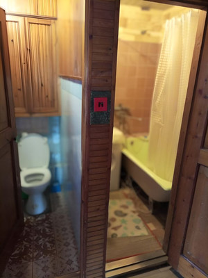 Продам трехкомнатную (3-комн.) квартиру, Пирогова (Центральный р-н) ул, 6/3, Сочи г