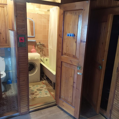 Продам трехкомнатную (3-комн.) квартиру, Пирогова (Центральный р-н) ул, 6/3, Сочи г