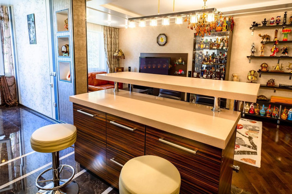 Продам трехкомнатную (3-комн.) квартиру, Курортный (Хостинский р-н) пр-кт, 94, Сочи г