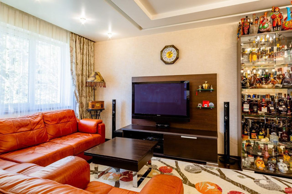 Продам трехкомнатную (3-комн.) квартиру, Курортный (Хостинский р-н) пр-кт, 94, Сочи г