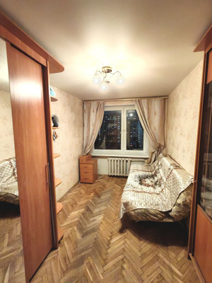 Продам двухкомнатную (2-комн.) квартиру, Школьная ул, 72А, Санкт-Петербург г