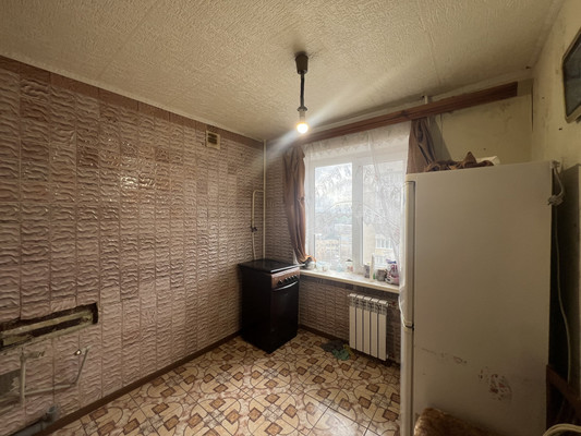 Продам трехкомнатную (3-комн.) квартиру, им. Матэ Залки ул, 21, Симферополь г