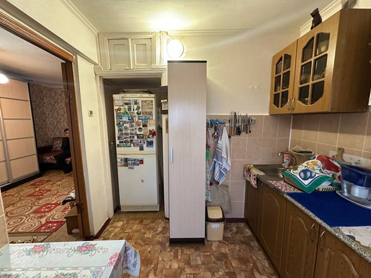 Продам однокомнатную (1-комн.) квартиру, Черноморская ул, 98, Кропоткин г