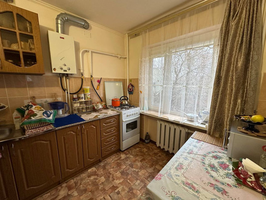 Продам однокомнатную (1-комн.) квартиру, Черноморская ул, 98, Кропоткин г