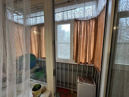 Продам однокомнатную (1-комн.) квартиру, Черноморская ул, 98, Кропоткин г