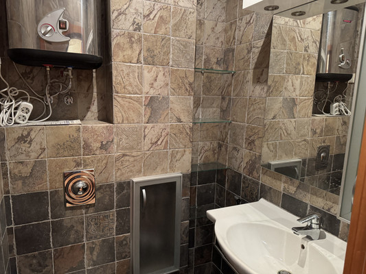 Продам трехкомнатную (3-комн.) квартиру, Владимира Невского ул, 48, Воронеж г